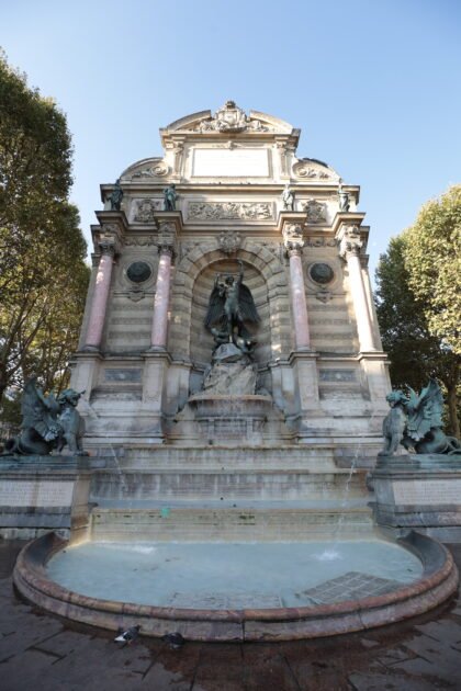 Architecture – Fontaine Saint-Michel, Paris
