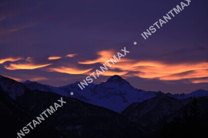 Nature – Crépuscule sur les montagnes
